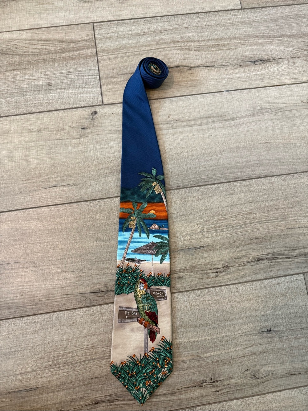Tropicals by Tango 100% Silk Novelty Tropical Beach Vacation Tie